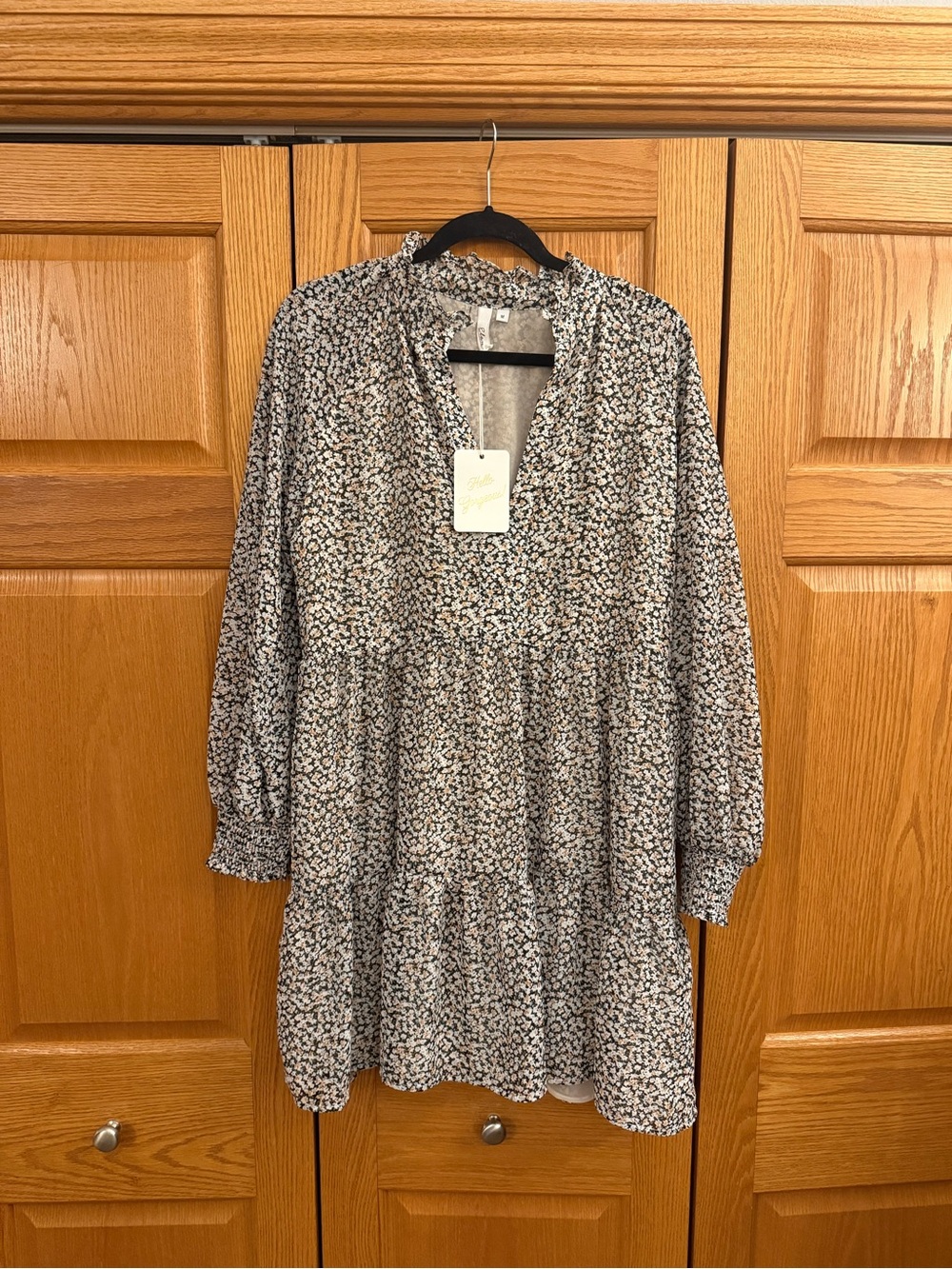Elan Black, Cream & Tan Floral V-Neck Tunic